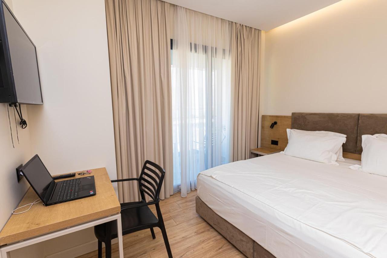 B&B Champagne, Vlore Bay Radhime Exterior photo