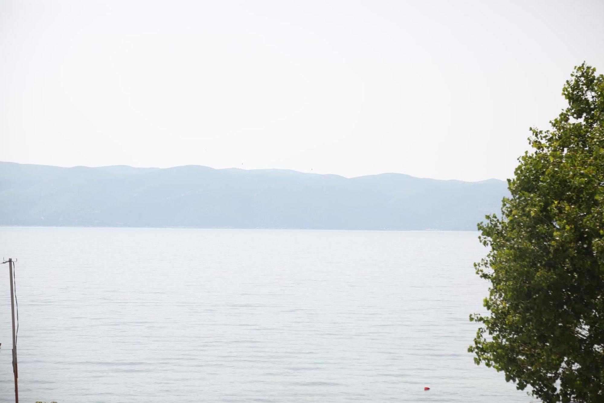B&B Champagne, Vlore Bay Radhime Exterior photo