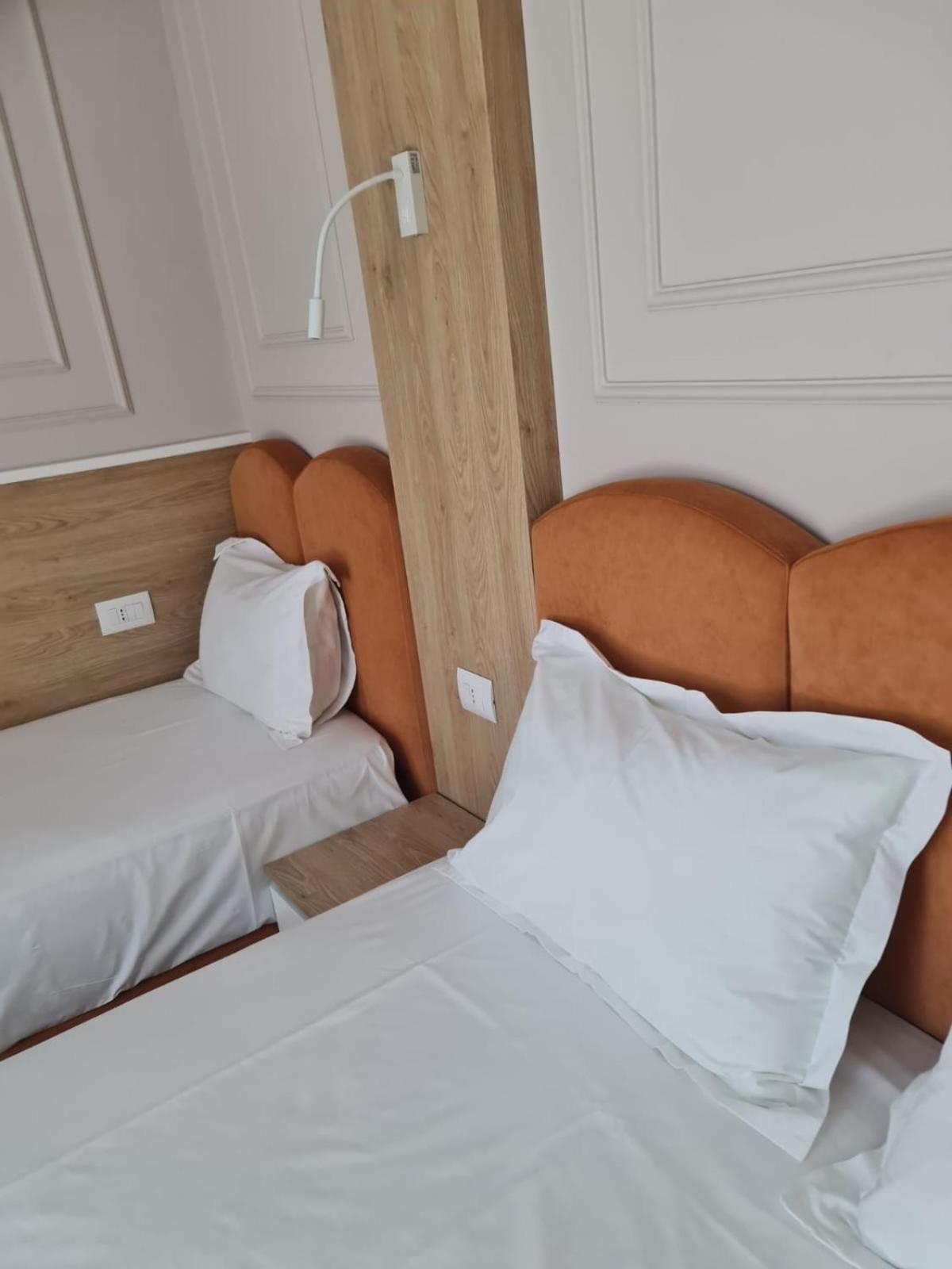 B&B Champagne, Vlore Bay Radhime Exterior photo
